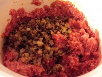 Rezept: Chilli-scharfe Frikadellen Bild Nr. 11 Chilli-scharfe Frikadellen - Rezept - Bild Nr. 11