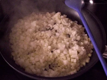 Rezept: Chilli-scharfe Frikadellen Bild Nr. 9 Chilli-scharfe Frikadellen - Rezept - Bild Nr. 9