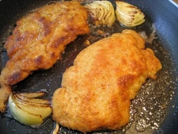 Jägerschnitzel sind  ein Dauerbrenner auswärts ... - Rezept - Bild Nr. 4