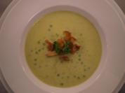 Erbsencremesuppe mit Pfifferlingen - Rezept