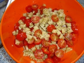 PIZZETTE DI MELANZANE - Auberginen Mini-Pizzas - Rezept - Bild Nr. 4