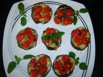 PIZZETTE DI MELANZANE - Auberginen Mini-Pizzas - Rezept - Bild Nr. 9