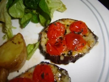 PIZZETTE DI MELANZANE - Auberginen Mini-Pizzas - Rezept - Bild Nr. 13