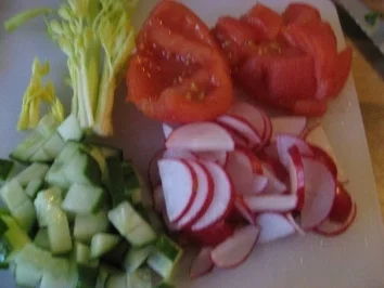 Rezept: Leichter Geflügelsalat ohne Majonnaise Bild Nr. 5 Leichter Geflügelsalat ohne Majonnaise - Rezept - Bild Nr. 5