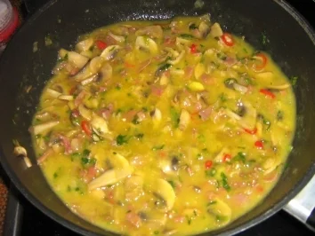 Garganelli (Penne) mit fruchtiger Champignon Sauce - Rezept - Bild Nr. 5