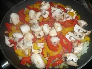 Rezept: Makkaroni-Gemüse Auflauf Bild Nr. 5 Makkaroni-Gemüse Auflauf - Rezept - Bild Nr. 5