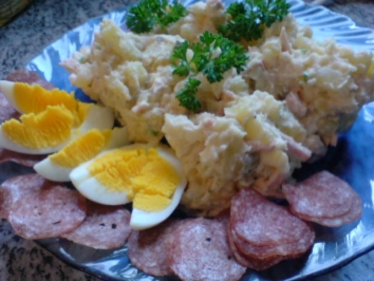 Kartoffelsalat Passt super zur Grill-Party - Rezept mit Bild - kochbar.de