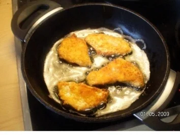 Gebratener Spargel mit Hähnchen. - Rezept