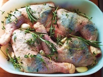 Gekräuterte Hähnchenschenkel - Rezept - Bild Nr. 3