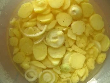 Marinierter Kartoffelsalat - Rezept - Bild Nr. 2