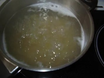 Penne mit Gorgonzola-Blattspinat - Rezept - Bild Nr. 2