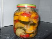 Sauer eingelegte Zucchini - Rezept