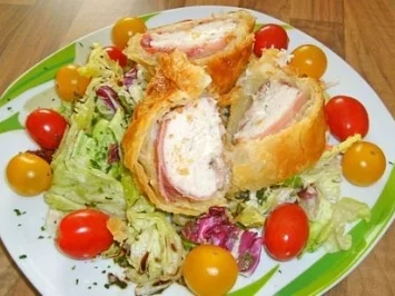 Hühnerbrust mit Ziegenfrischkäsefüllung in Blätterteig - Rezept - Bild Nr. 4