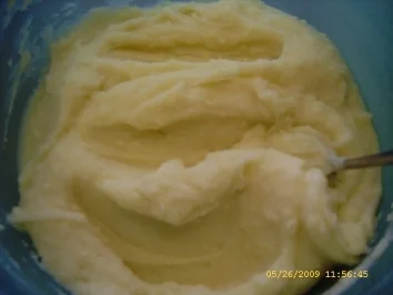 Zweierlei Sorten Kartoffelpüree an Spiegelei und Bohnensalat - Rezept - Bild Nr. 3