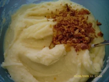 Zweierlei Sorten Kartoffelpüree an Spiegelei und Bohnensalat - Rezept - Bild Nr. 4