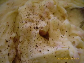 Zweierlei Sorten Kartoffelpüree an Spiegelei und Bohnensalat - Rezept - Bild Nr. 7