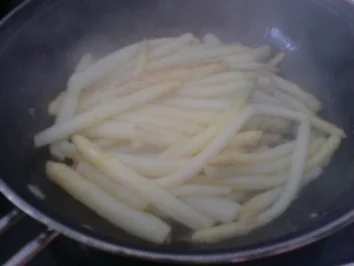 Rezept: Spargelgemüse in Cremesauce Bild Nr. 9 Spargelgemüse in Cremesauce - Rezept - Bild Nr. 9