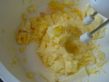 LUNAS DREIFARBIGER MARMORKUCHEN - Rezept - Bild Nr. 3