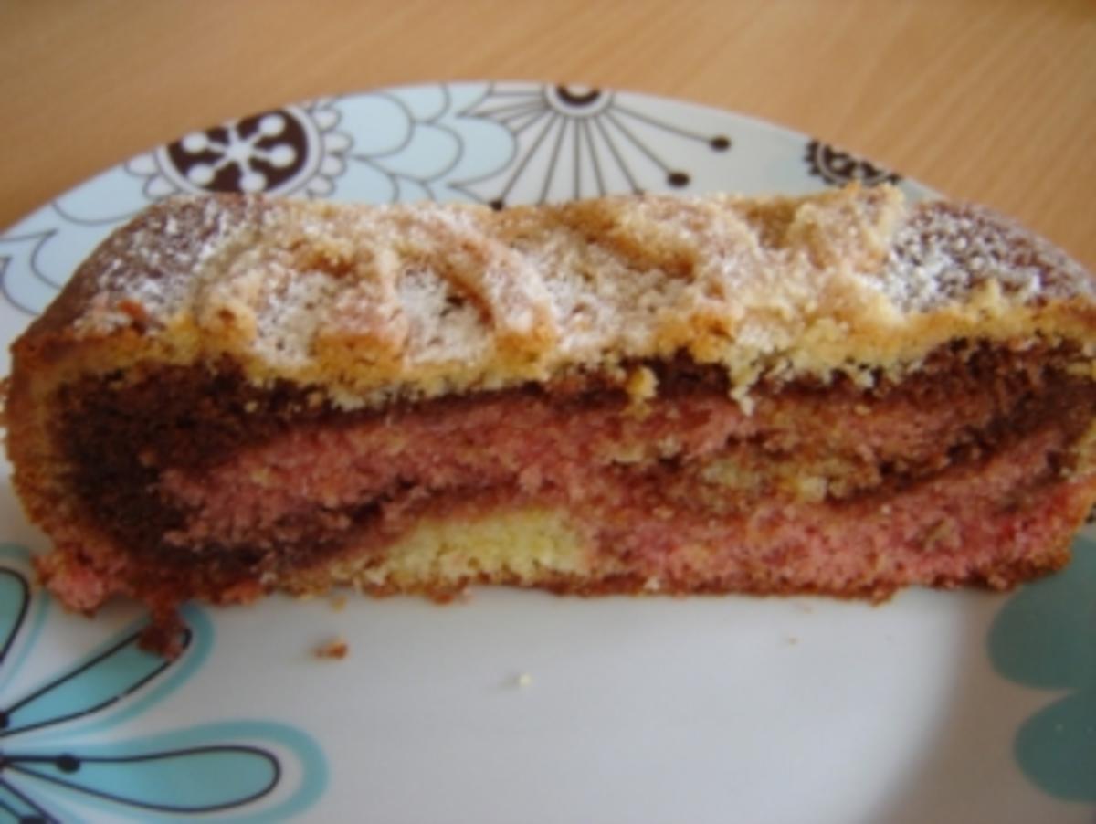 LUNAS DREIFARBIGER MARMORKUCHEN - Rezept - Bild Nr. 13