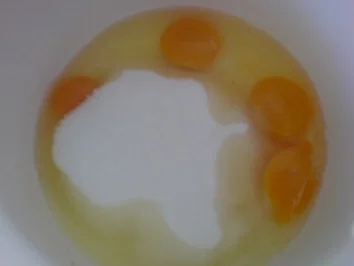 Rhabarber-Sahne-Torte - Rezept - Bild Nr. 3