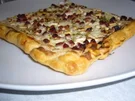 Kikis Flammkuchen-Variation auf Blätterteig - Rezept