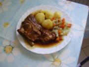 Schweinerippchen mit Möhren-Kohlrabi-Gemüse und Salzkartoffeln - Rezept