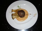 Auerochsenfilet mit Kräuterlingen an Sauce Choron - Rezept