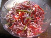 Sommerfrischer Wurstsalat mit Paprika und Tomätchen - Rezept