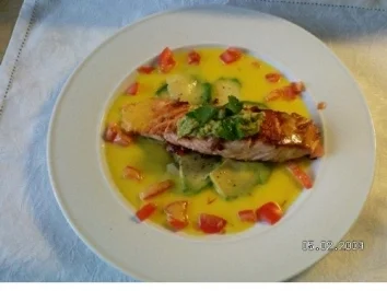 Lachs auf Avocado - Rezept