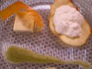 Dreierlei Kräuterschäume und zweierlei Fruchthippen mit Vanille-Tonkabohnenkonfekt - Rezept