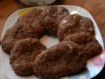 Hack: Bifteki - gefüllt - Rezept - Bild Nr. 6