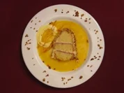 Frankfurter Kranz auf beschwipstem Aprikosenspiegel - Rezept