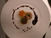 Gurken-Sushi von Tunfisch, Lachs und Jakobsmuschel - Rezept