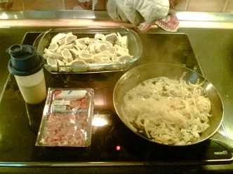 Maultaschenauflauf mit Zwiebeln und Speck - Rezept