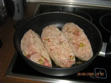 Rezept: Oliven-Hackbraten mit Oreganosoße Bild Nr. 5 Oliven-Hackbraten mit Oreganosoße - Rezept - Bild Nr. 5