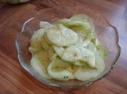 *danes Spezial - Gurkensalat mit Crème fraîche - Rezept