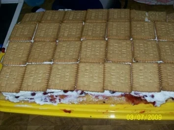 Rezept: Johannesbeertraum auf Blech Bild Nr. 6 Johannesbeertraum auf Blech - Rezept - Bild Nr. 6