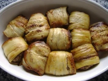 Rezept: Köfte in Auberginen Köfte in Auberginen - Rezept