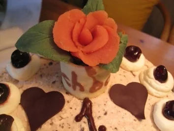 Geburtstagstorte zweistöckig - Joghurt-Schokoladen- Minztorte mit frischen Erdbeeren  & - Rezept - Bild Nr. 15