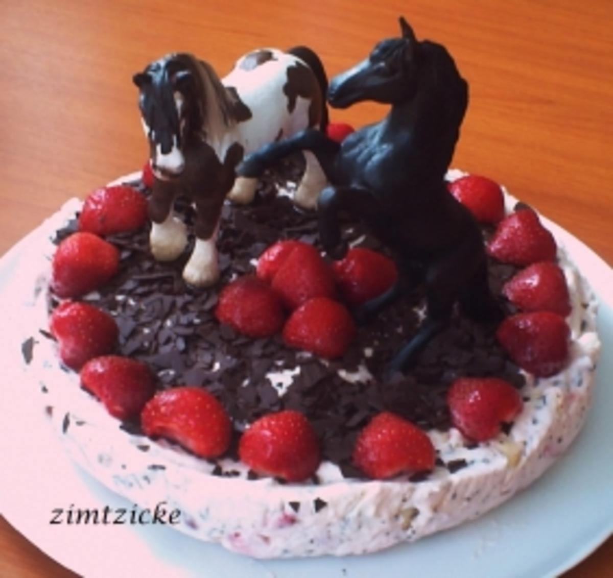 Torte : Ein Traum : " Erdbeer-Eistorte !! " - Rezept - Bild Nr. 7