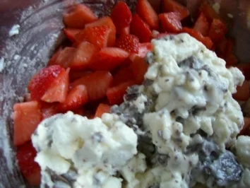 Torte : Ein Traum : " Erdbeer-Eistorte !! " - Rezept - Bild Nr. 4