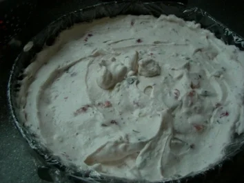 Torte : Ein Traum : " Erdbeer-Eistorte !! " - Rezept - Bild Nr. 5