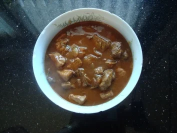 Rezept: GULASCH NACH GROßMUTTER'S ART Bild Nr. 2 GULASCH NACH GROßMUTTER'S ART - Rezept - Bild Nr. 2