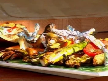 Rezept: Gegrillte Gemüsebündel Gegrillte Gemüsebündel - Rezept