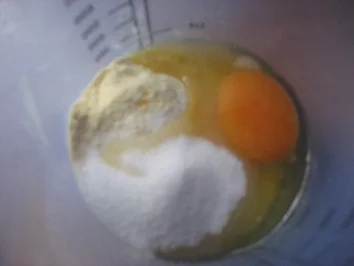 Rezept: Süße Creme-Rollen Bild Nr. 3 Süße Creme-Rollen - Rezept - Bild Nr. 3