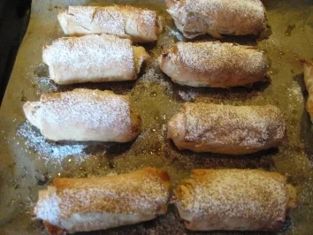 Rezept: Süße Creme-Rollen Bild Nr. 9 Süße Creme-Rollen - Rezept - Bild Nr. 9