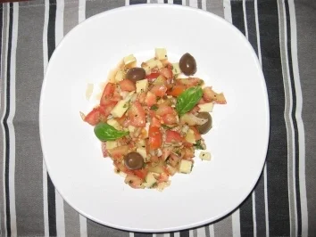 Sonniger Tomatensalat - Rezept