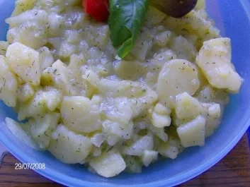 Kartoffelsalat mit Gurke - Rezept