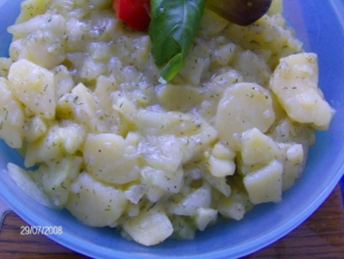 Kartoffelsalat mit Gurke - Rezept mit Bild - kochbar.de