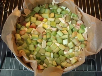 Rhabarberkuchen mit Baiserhaube - Rezept - Bild Nr. 2